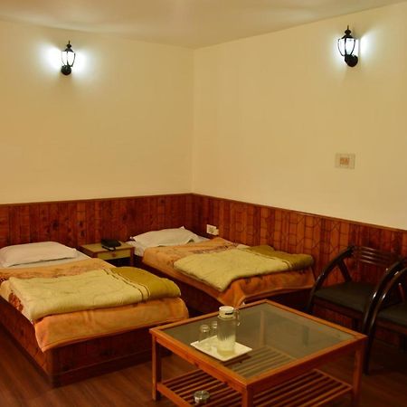 Om-Shanti Villa Manali (Himachal Pradesh) Ngoại thất bức ảnh