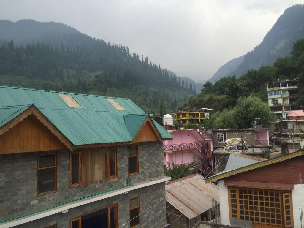 Om-Shanti Villa Manali (Himachal Pradesh) Ngoại thất bức ảnh