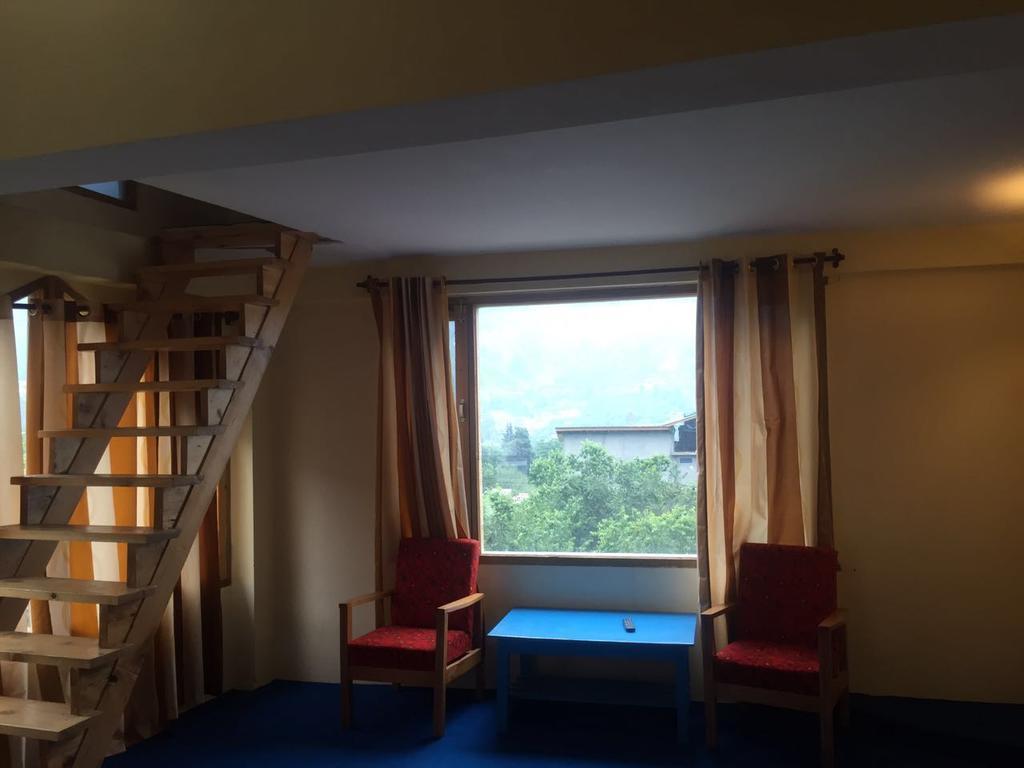 Om-Shanti Villa Manali (Himachal Pradesh) Ngoại thất bức ảnh