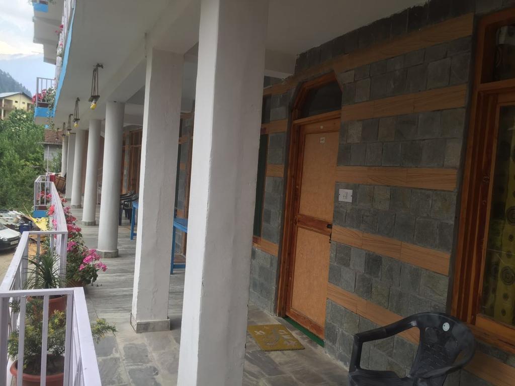 Om-Shanti Villa Manali (Himachal Pradesh) Ngoại thất bức ảnh