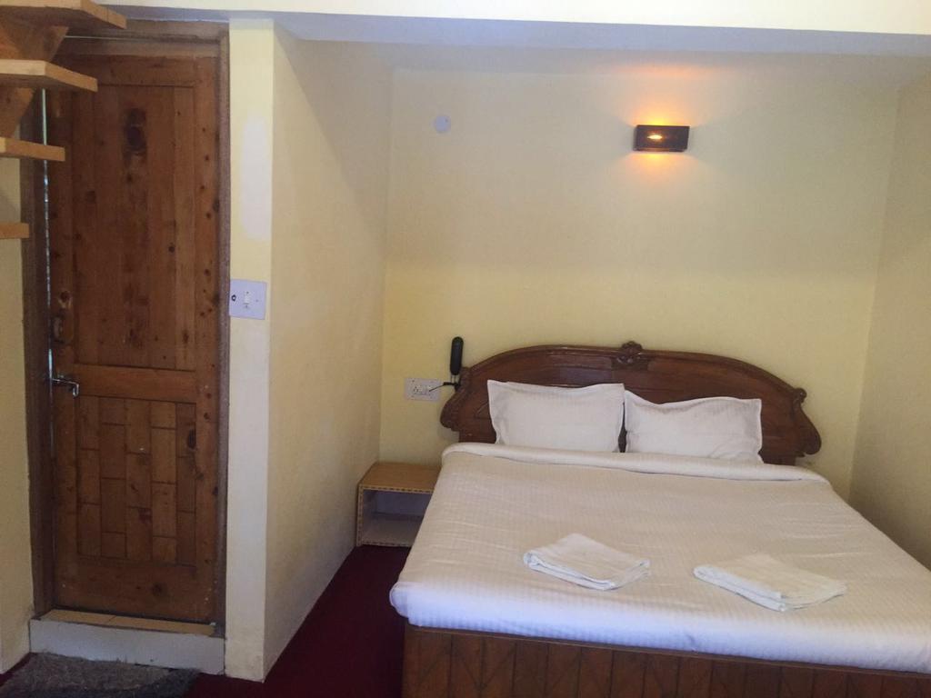 Om-Shanti Villa Manali (Himachal Pradesh) Ngoại thất bức ảnh