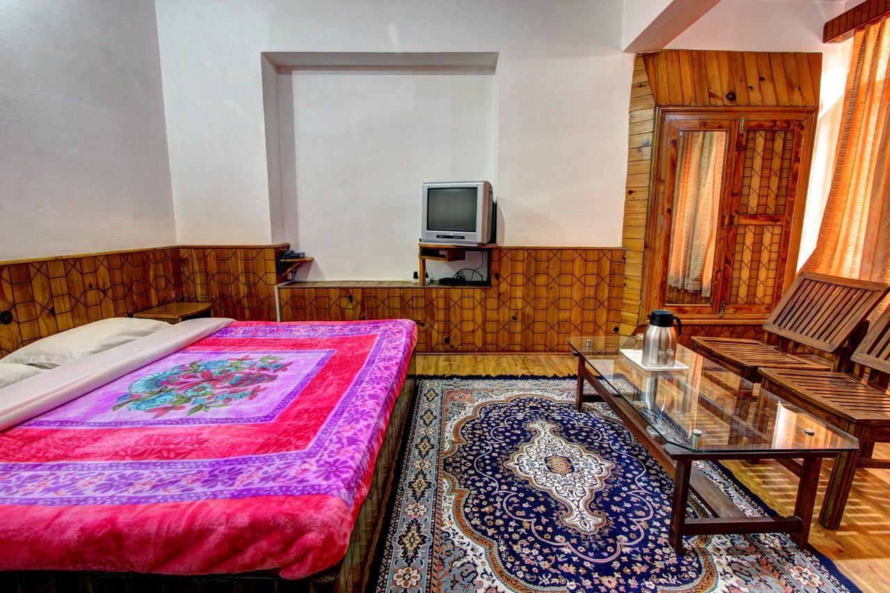 Om-Shanti Villa Manali (Himachal Pradesh) Ngoại thất bức ảnh